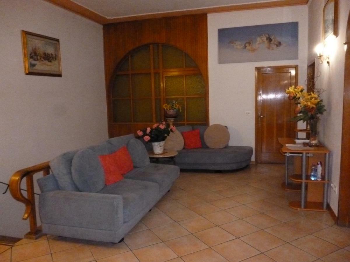 Eurotravel Bed And Car Hotel Lastra a Signa Buitenkant foto