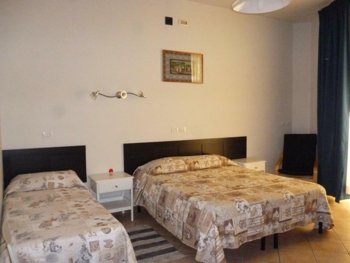 Eurotravel Bed And Car Hotel Lastra a Signa Kamer foto